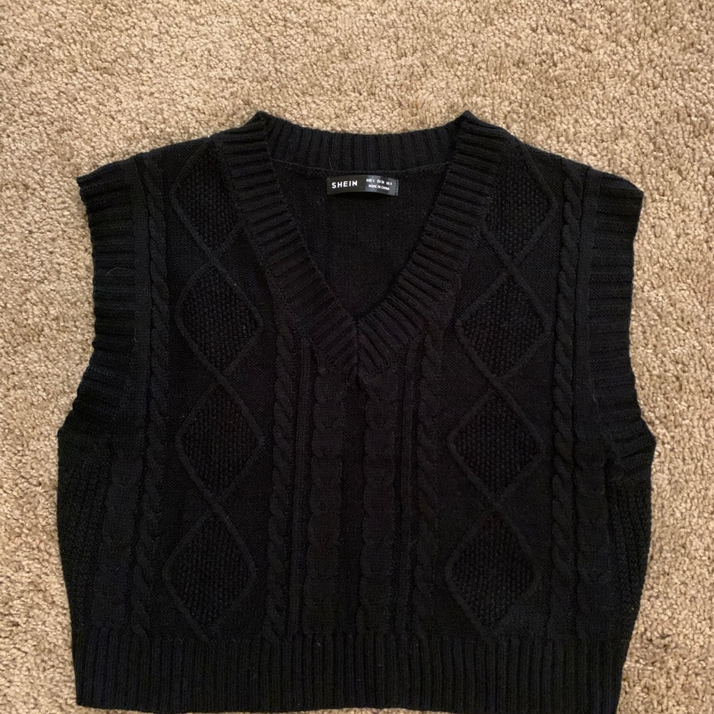 SHEIN Women’s Black Sweater Vest